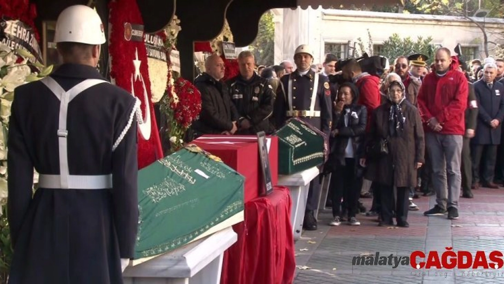 Bomba imha uzmanı şehit Esra Çevik için cenaze töreni düzenleniyor