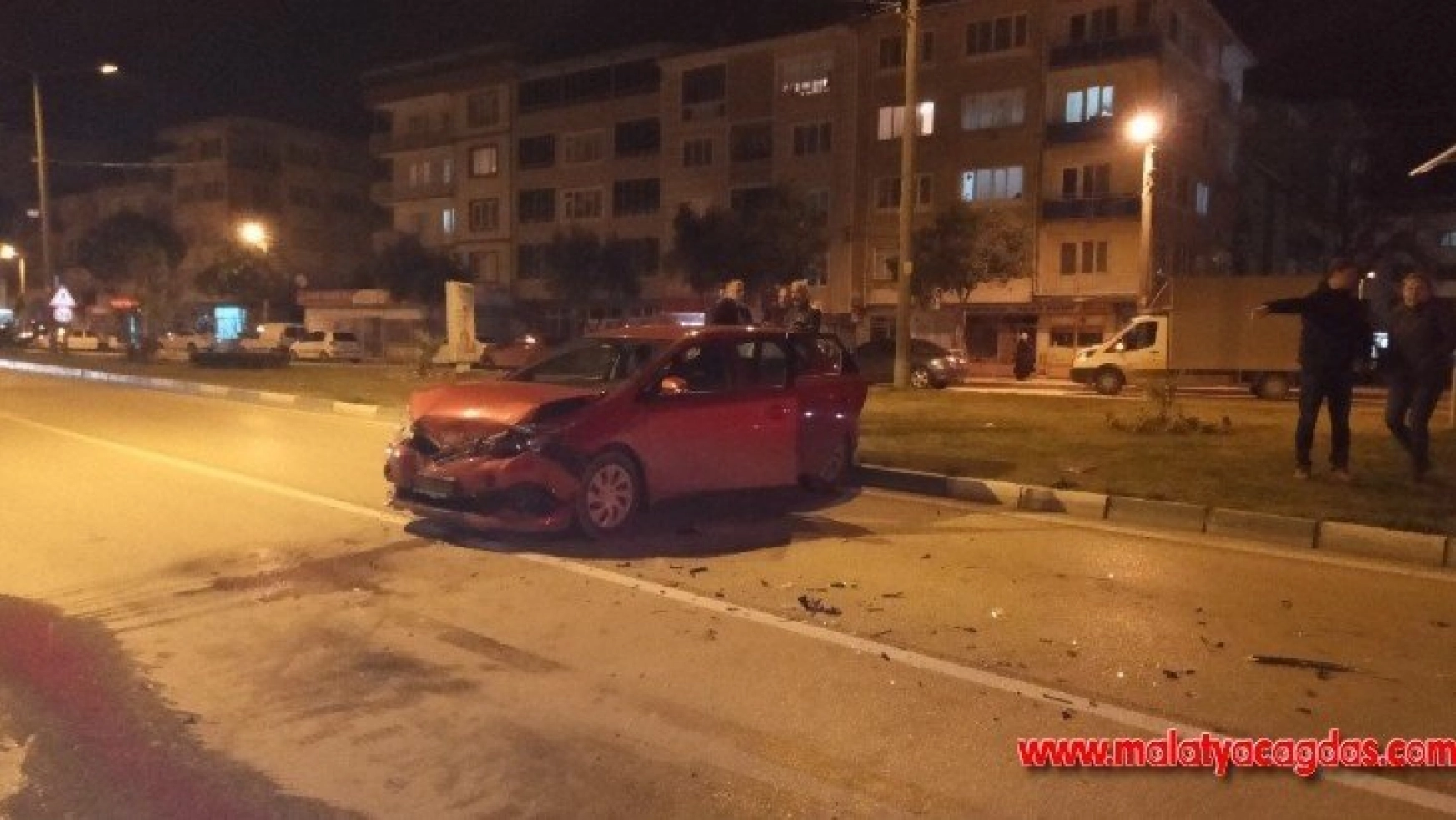 Bursa'da zincirleme trafik kazası: 1 yaralı