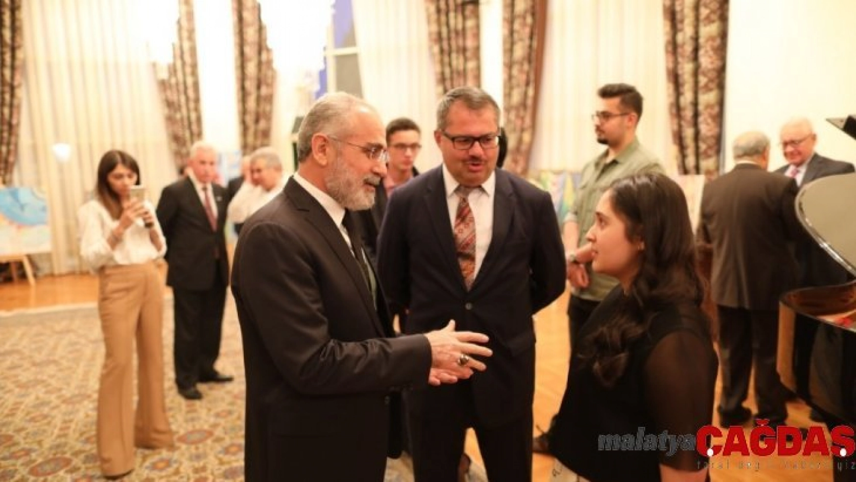 Cumhurbaşkanı Başdanışmanı Topçu: 'Karabağ'a selam iletiyorum'