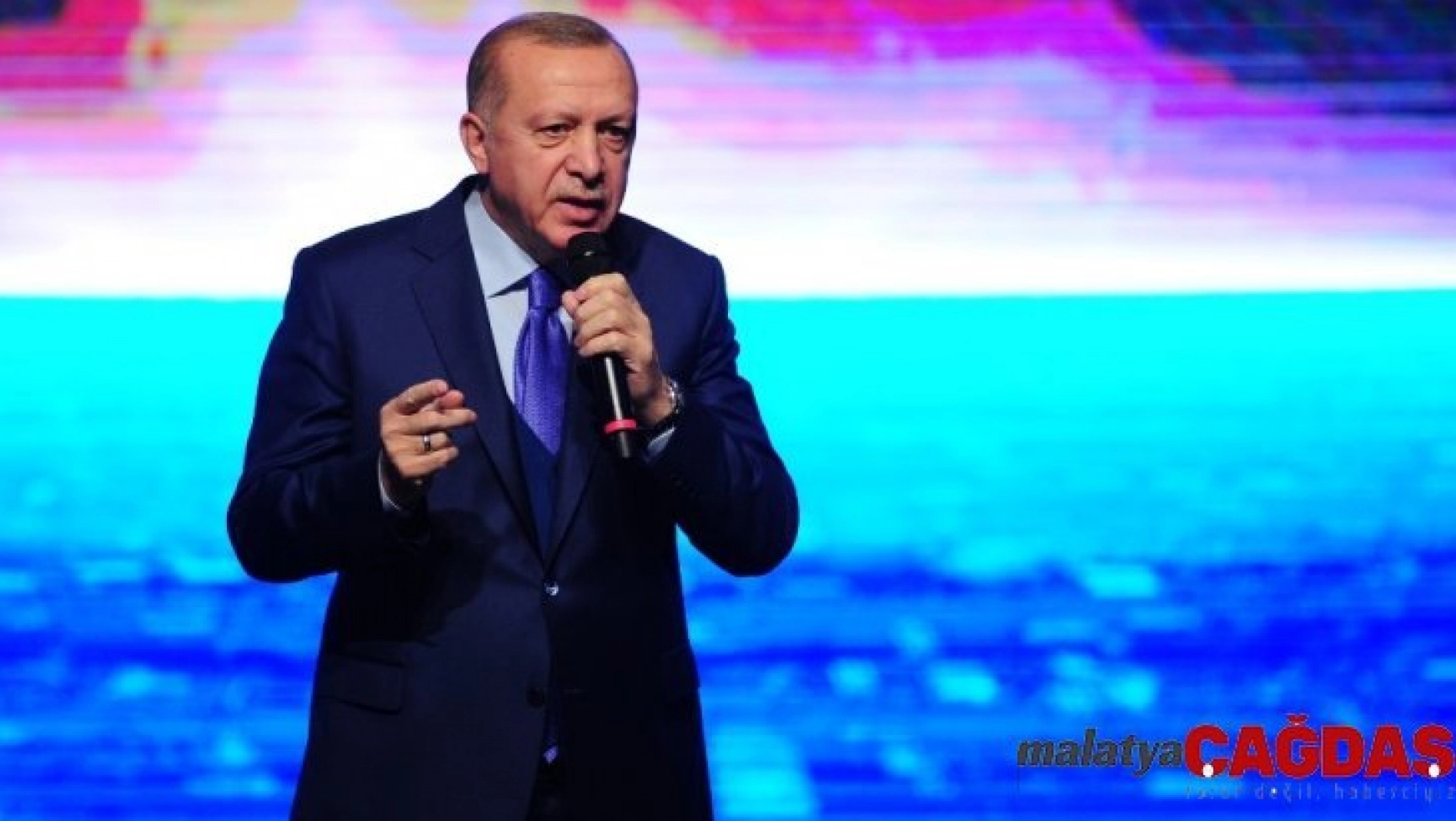 Cumhurbaşkanı Erdoğan: 'İsteseler de istemeseler de Kanal İstanbul'u yapacağız'