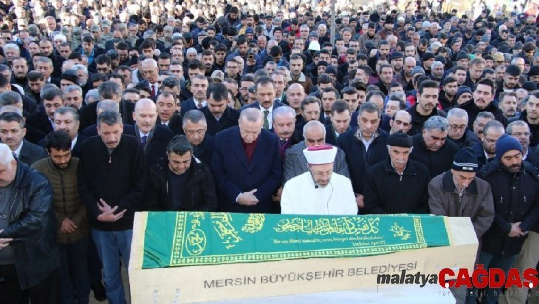 Cumhurbaşkanı Erdoğan, Anne ve oğlunun cenaze törenine katıldı