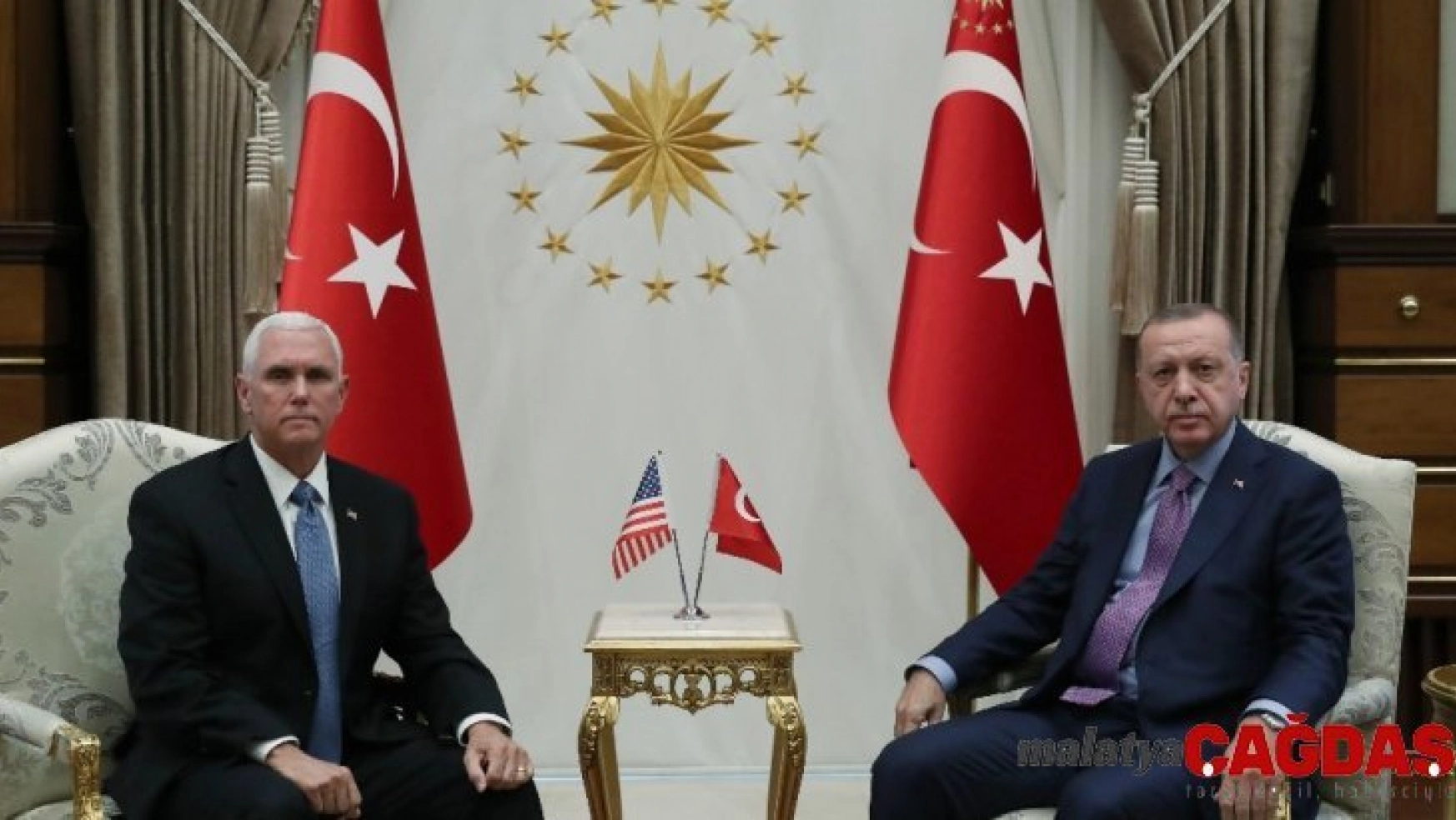 Cumhurbaşkanı Erdoğan Pence'i kabul ediyor