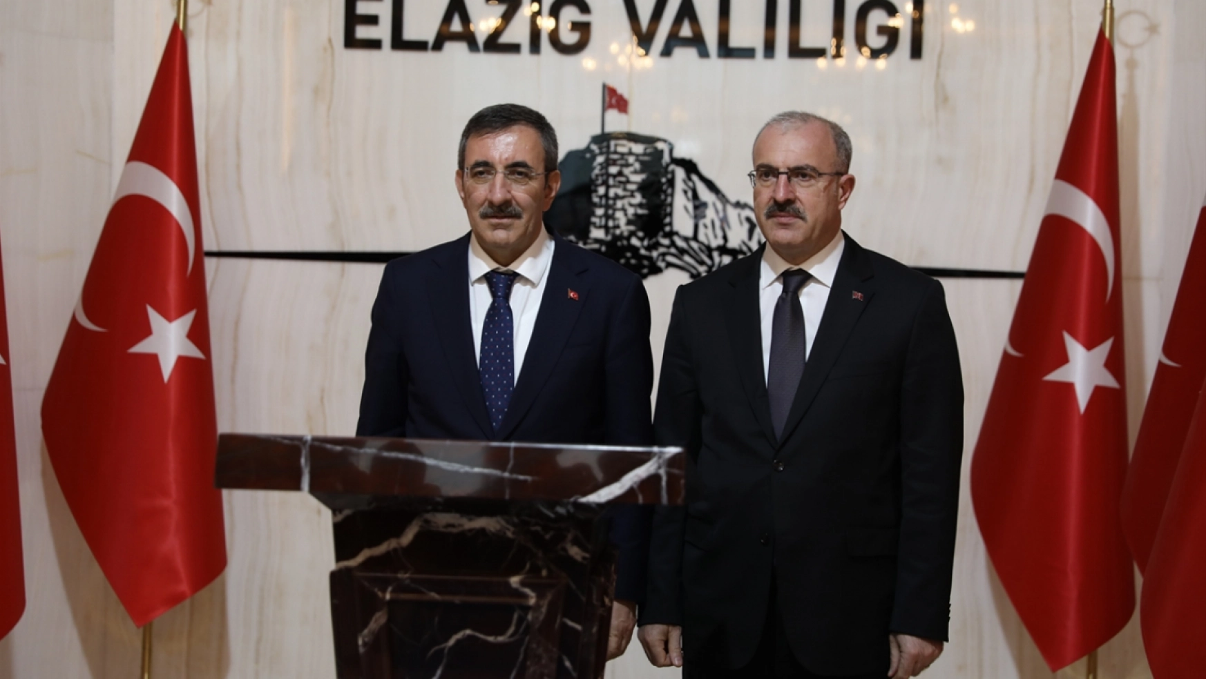Cumhurbaşkanı Yardımcısı Cevdet Yılmaz, Elazığ Valiliğini ziyaret etti