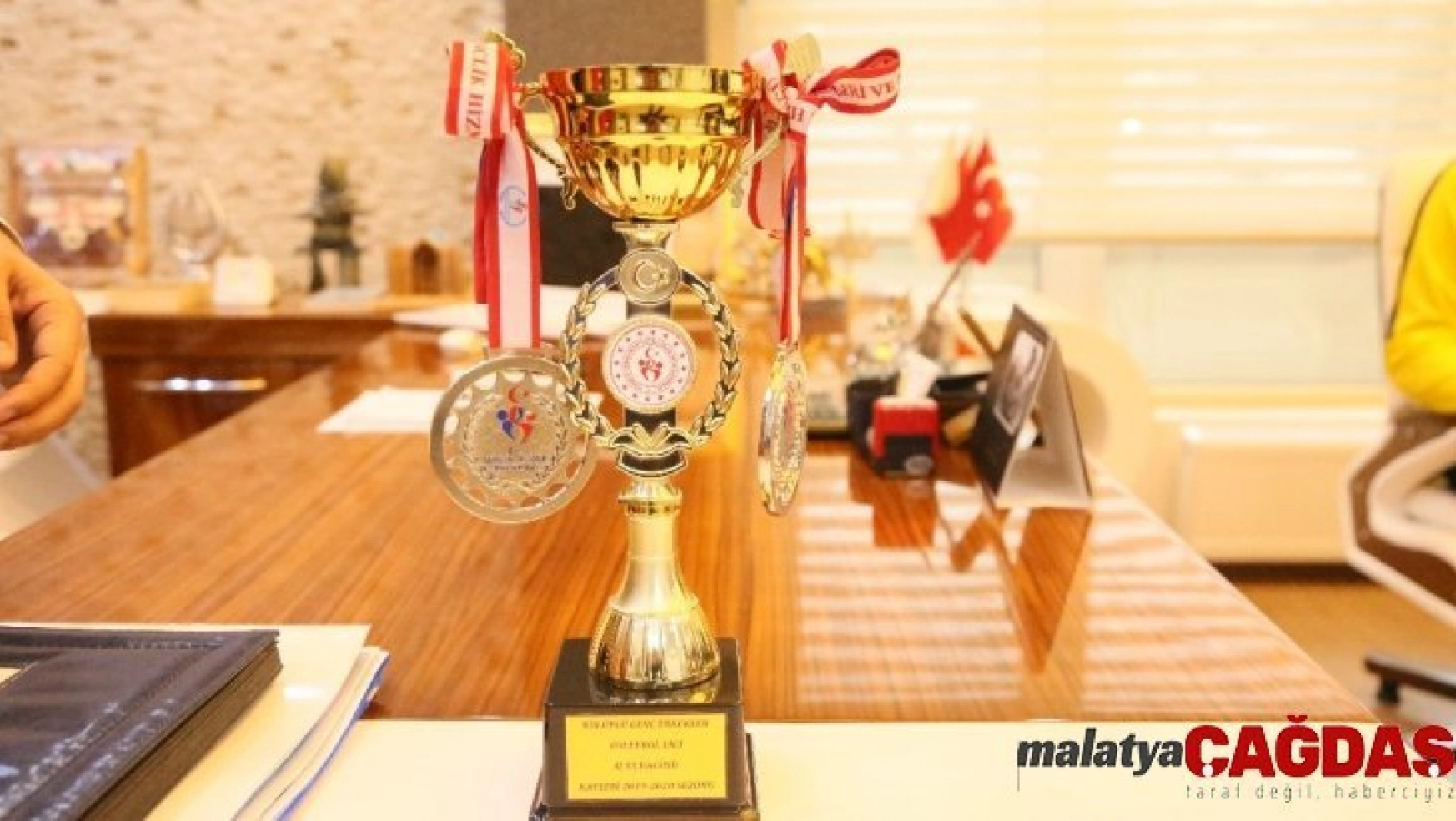 Develi Belediyesi Voleybol Kulübünün genç takımından üçüncülük başarısı