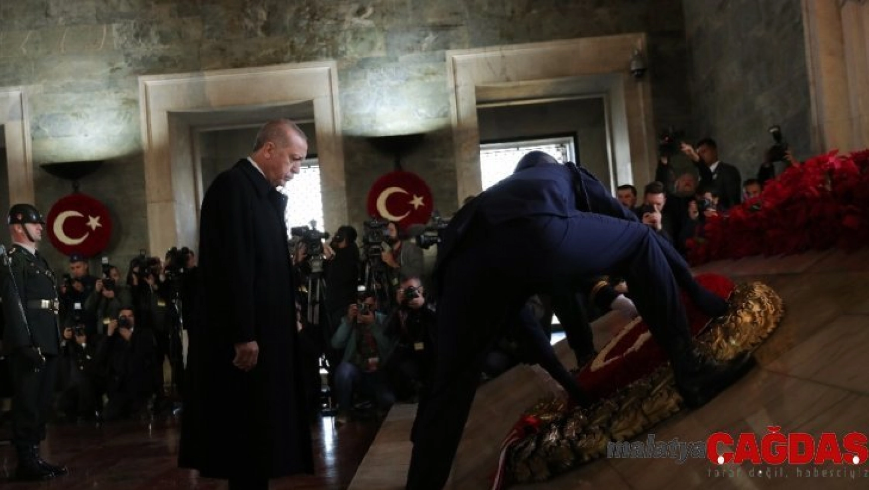 Devlet erkanı Cumhurbaşkanı Erdoğan'ın başkanlığında Anıtkabir'de