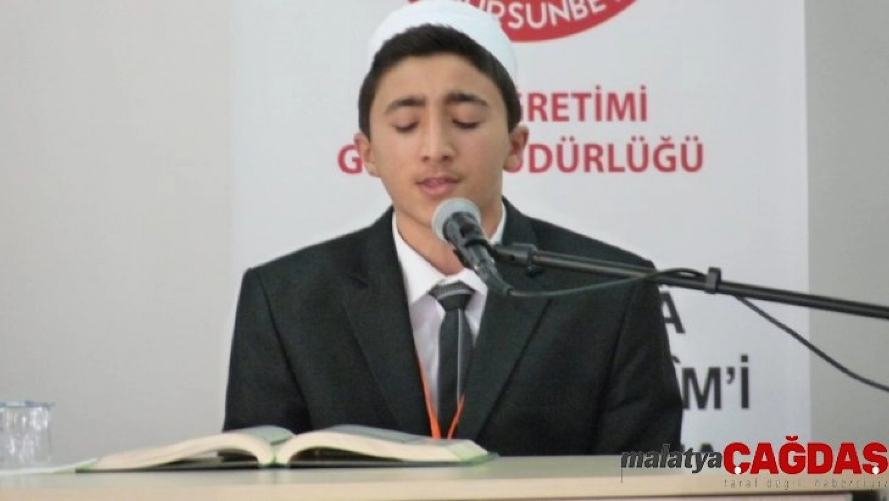 Dursunbey'de Kur'an-ı Kerimi güzel okuma yarışması