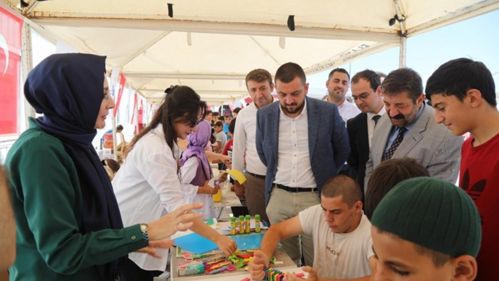 Elazığ Belediyesi Bilim Şenliği'ne Çocuklardan Yoğun İlgi