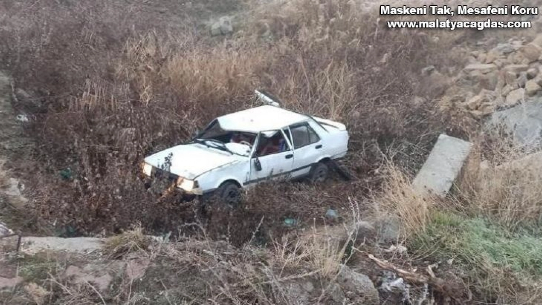 Elazığ'da 2 ayrı trafik kazası : 5 yaralı