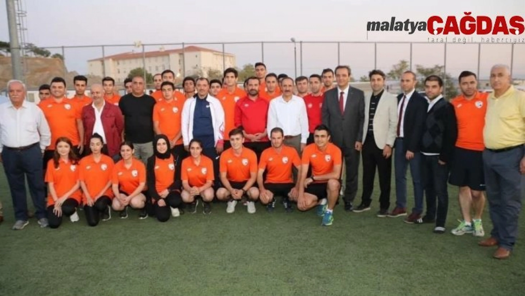 Elazığ'da amatör spor kulüplerine 850 bin TL'lik malzeme desteği