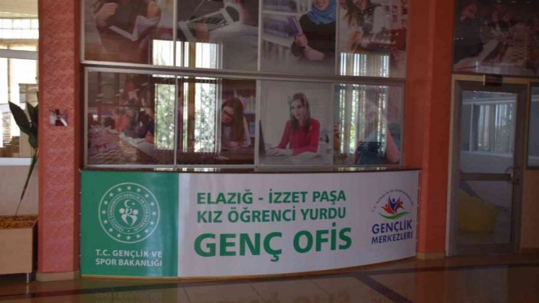 Elazığ'da çeşitli kurumlara genç ofisleri açıldı