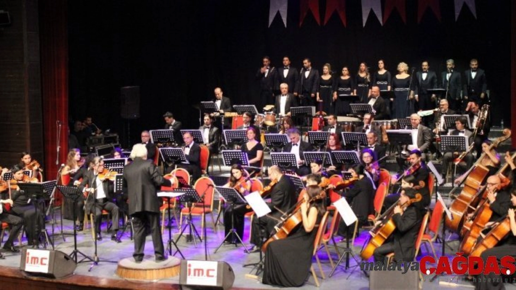 Elazığ'da Harput Senfonisi konseri ilgi gördü