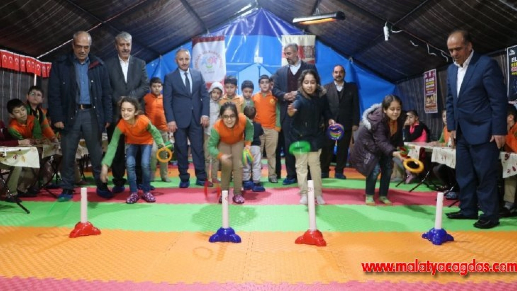 Elazığ'da öğrencilerin sosyal anlamda desteklenmesi için etkinlik çadırı