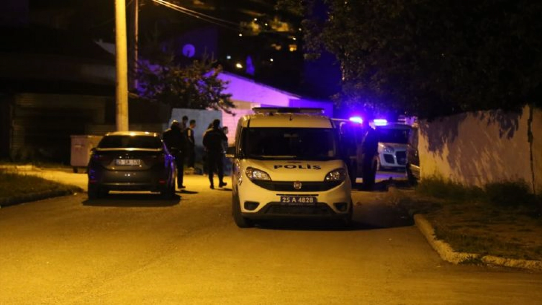 Erzurum'da bıçaklı ve silahlı kavga: 5 yaralı