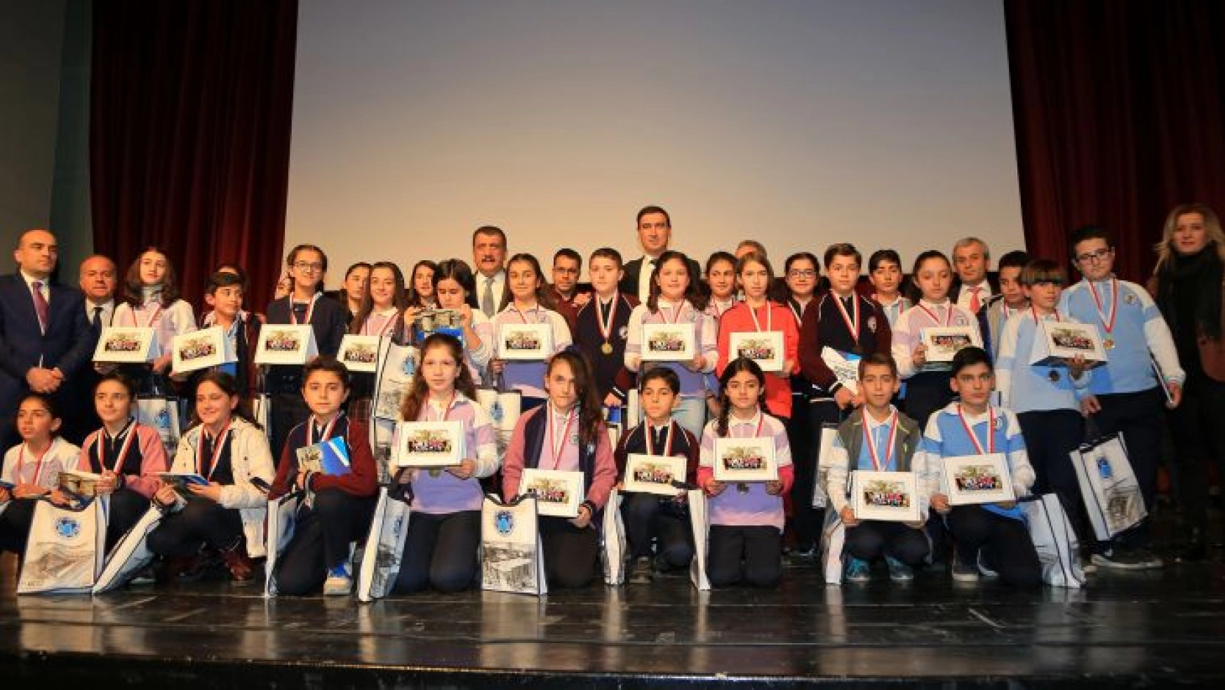 Başkan Gürkan, Çevreye Duyarlı Öğrencilerle Biraraya Geldi