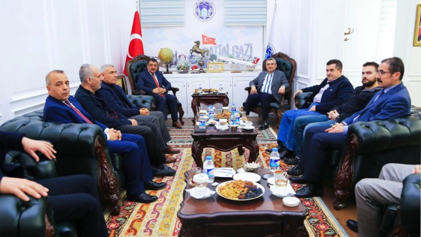 Genel Başkan Danışmanı Gülle, Başkan Gürkan'ı Ziyaret Etti