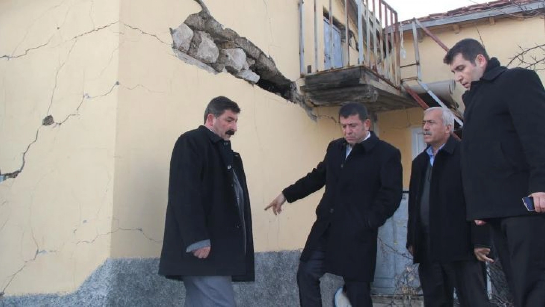 Ağbaba 'Önce Deprem, Sonra Akp Vurdu'