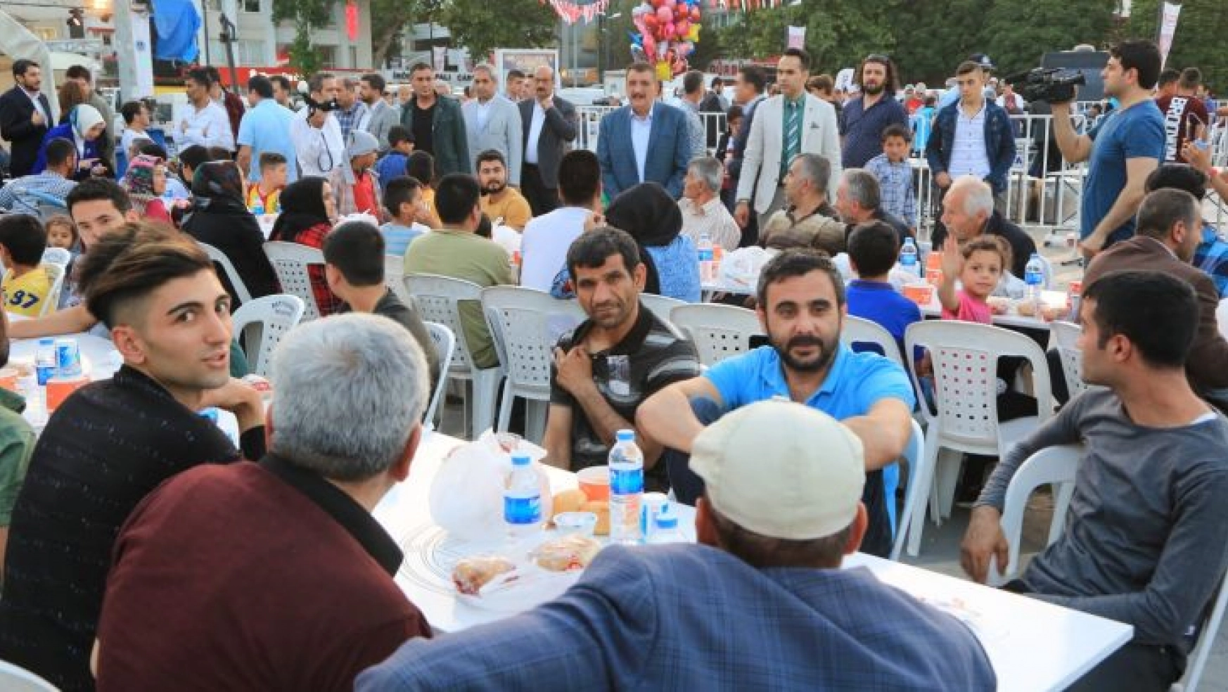 Battalgazi Belediyesi İftar Çadırı'nda Vatandaşlarla Biraraya Geldi