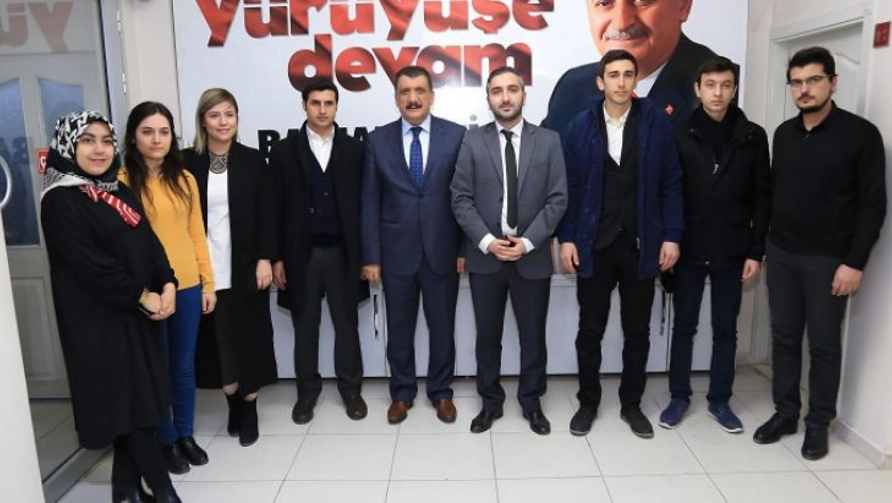 Başkan Gürkan, 'Gençlik Kollarımızın Yeni Ekibini Kutluyorum'