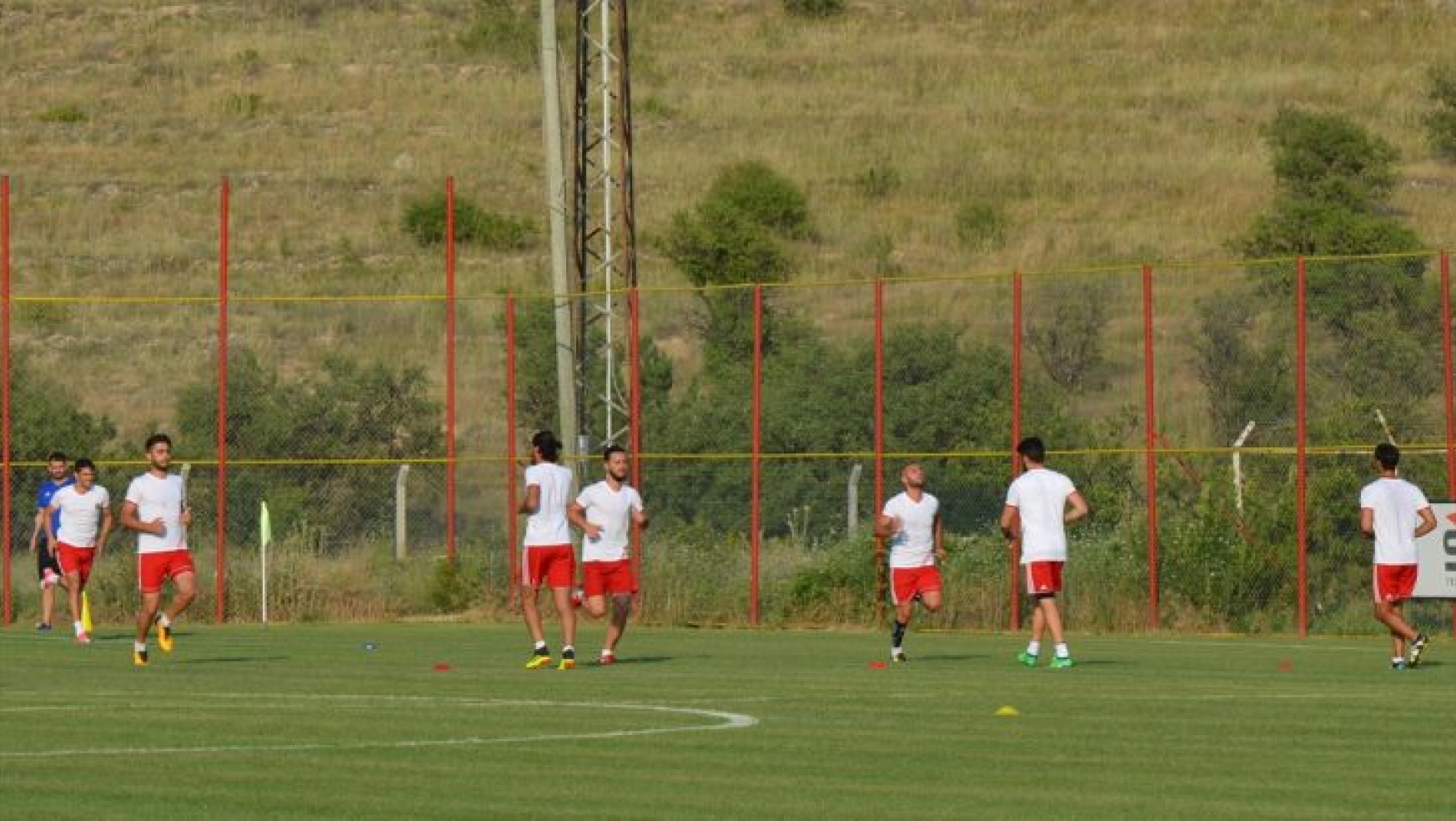 Yeni Malatyaspor'da transfer çalışmaları sürüyor