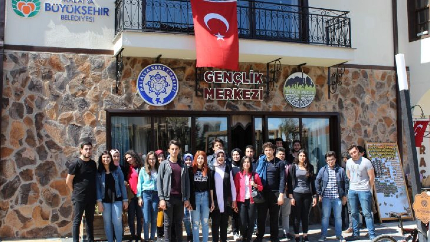 Gençlik Meclisi Tıp Fakültesi Öğrencileriyle Bir Araya Geldi