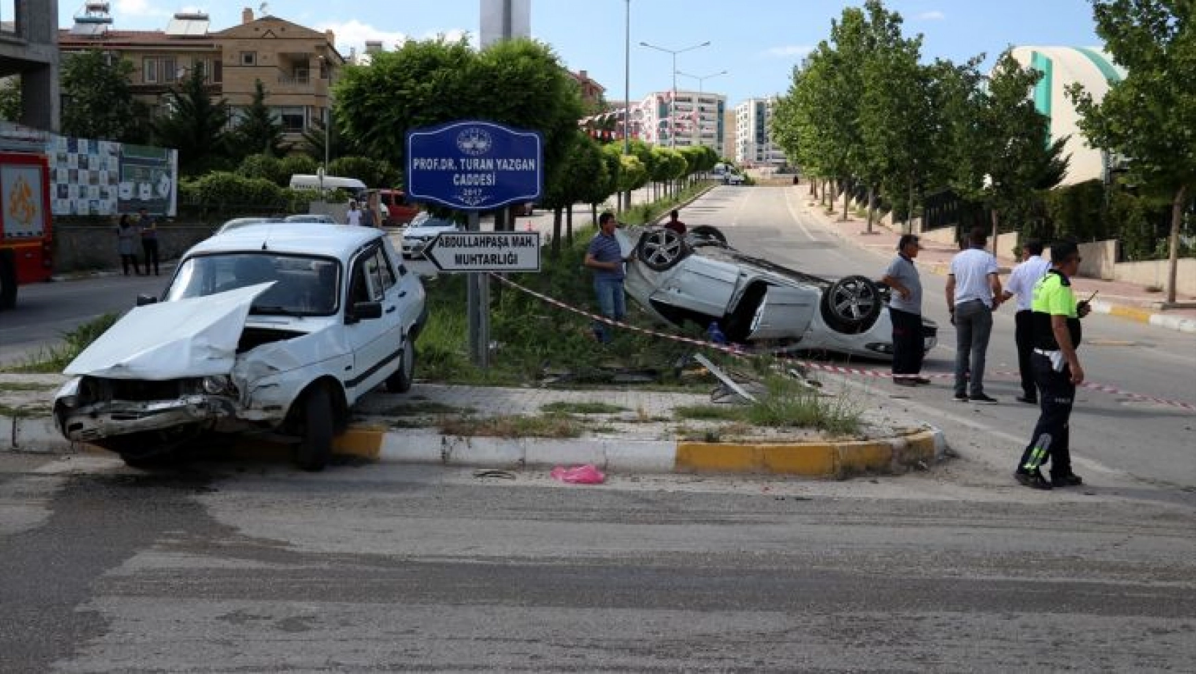 Elazığ'da iki otomobil çarpıştı: 5 yaralı