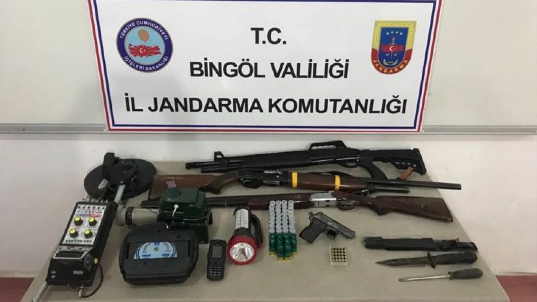 Bingöl'de kaçak kazı operasyonu 7 kişi gözaltına alındı