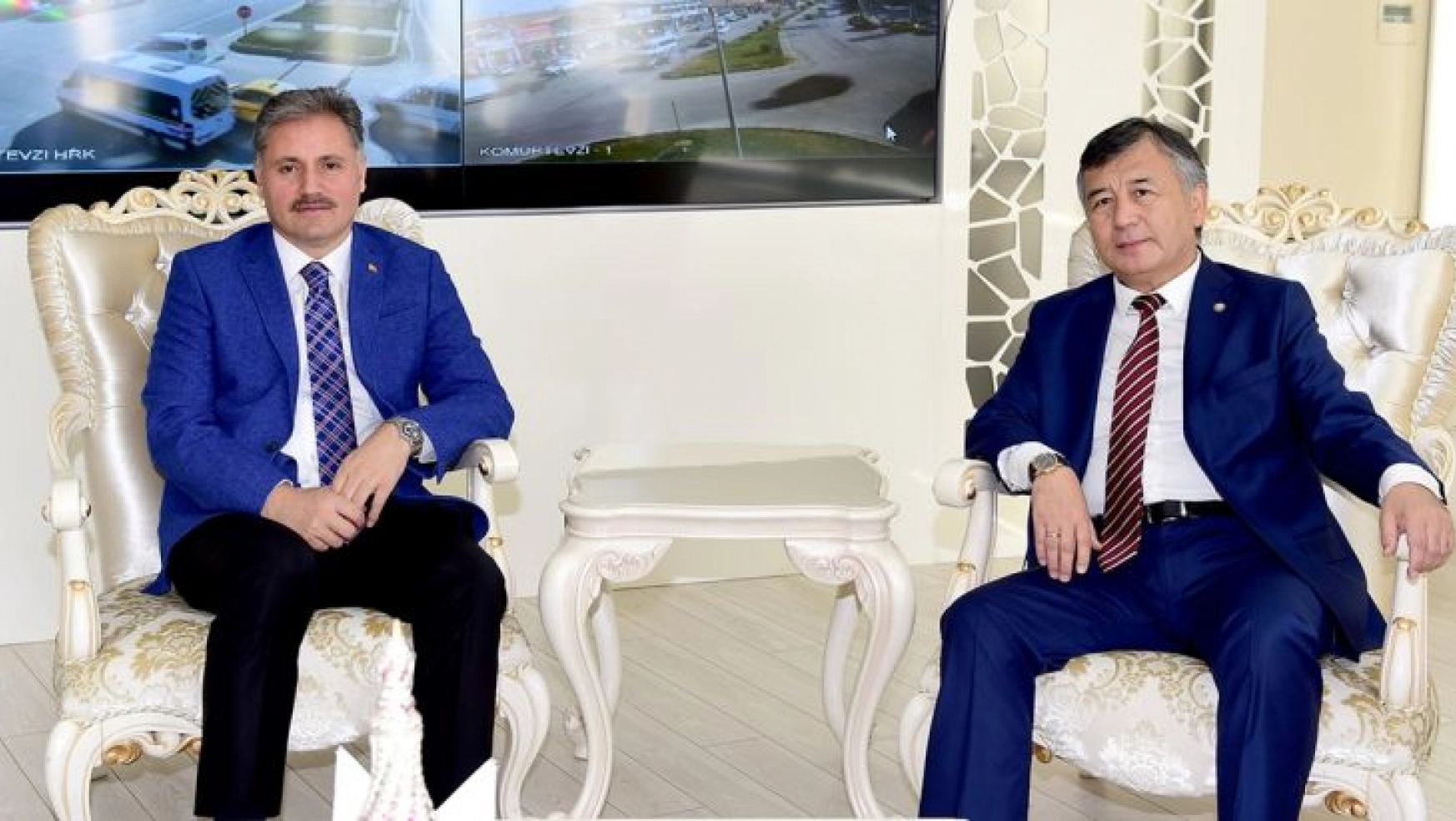 Kırgızistan Ankara Büyükelçisi Dzhunusov'dan Başkan Çakır'a ziyaret