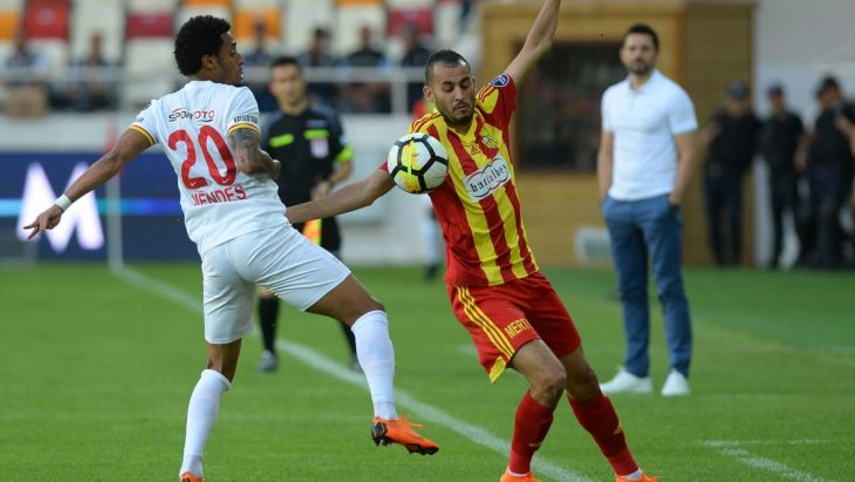 Yeni Malatyaspor, sahasında Kayserispor'u 3-2 yendi