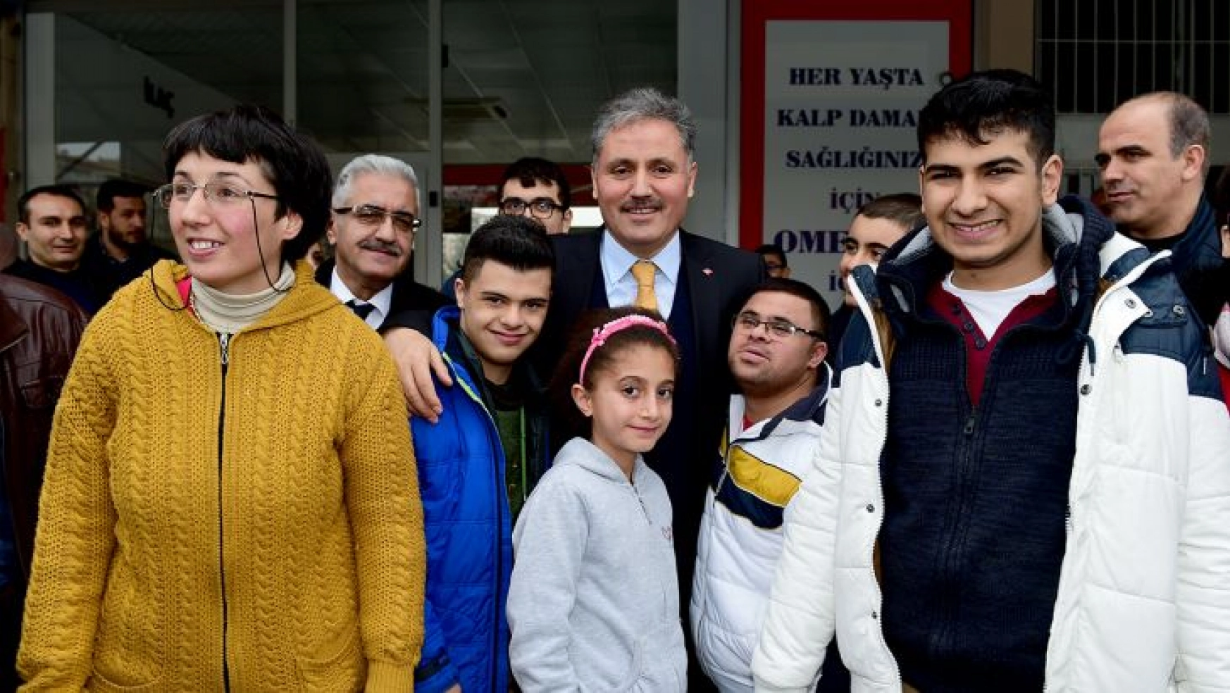 Başkan Çakır'dan Otizm Derneğine ziyaret
