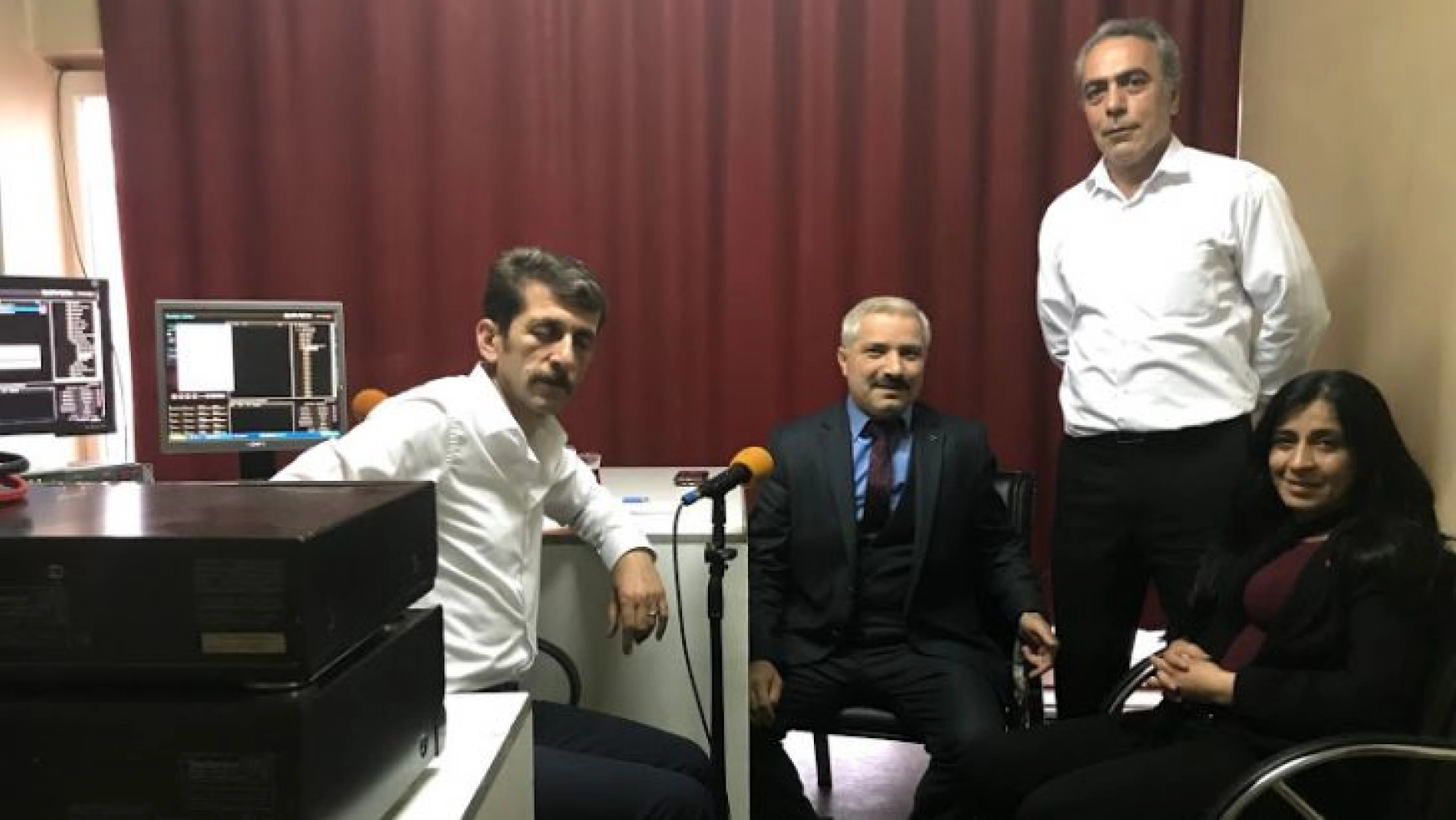 Süleyman Eski Radyo Zafer'e Konuk Oldu