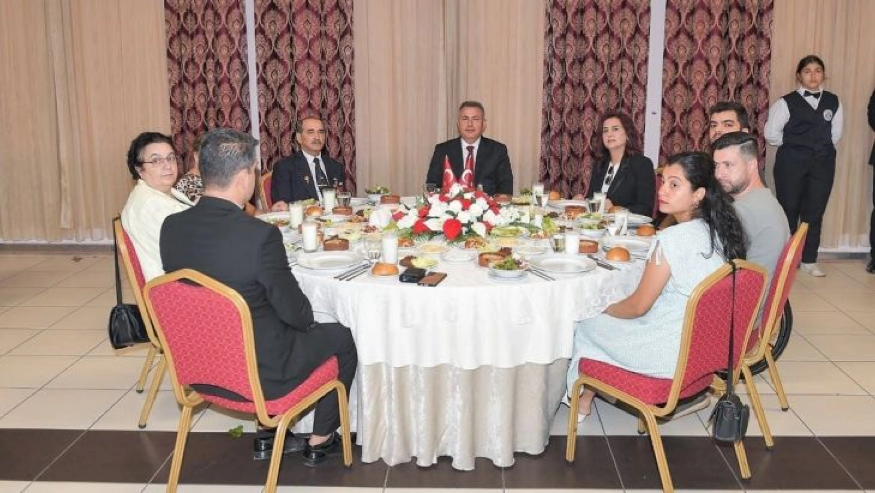 Elban:  'Vatanımız ve devletimiz kıyamete kadar payidar olmaya devam edecek'