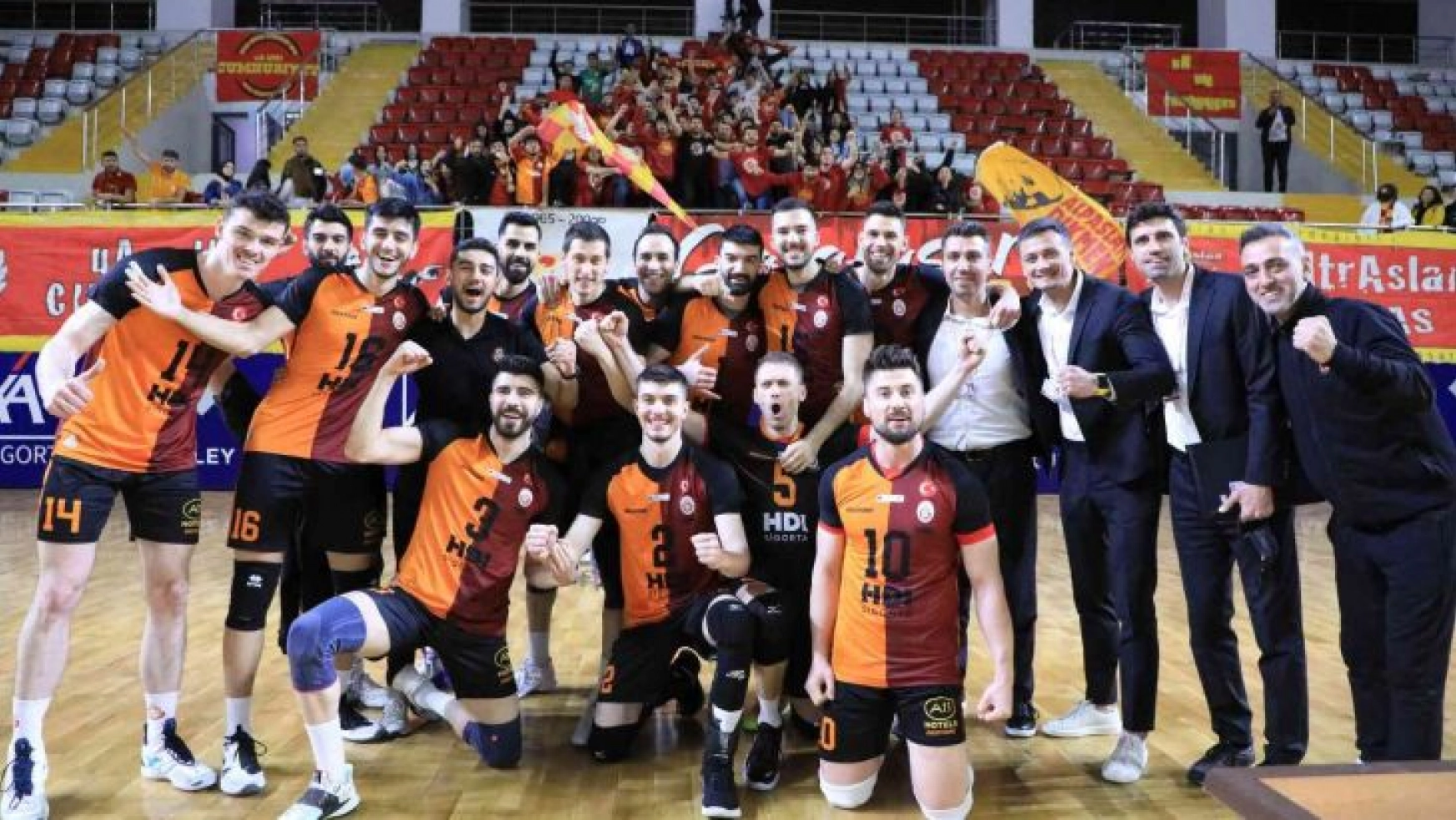 Erkekler Kupa Voley'de ikinci finalist Galatasaray oldu