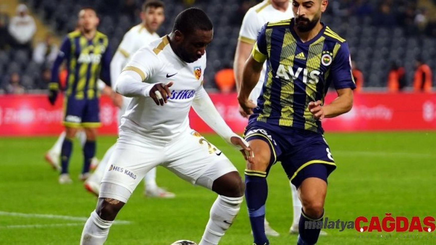Fenerbahçe 2 golle turladı