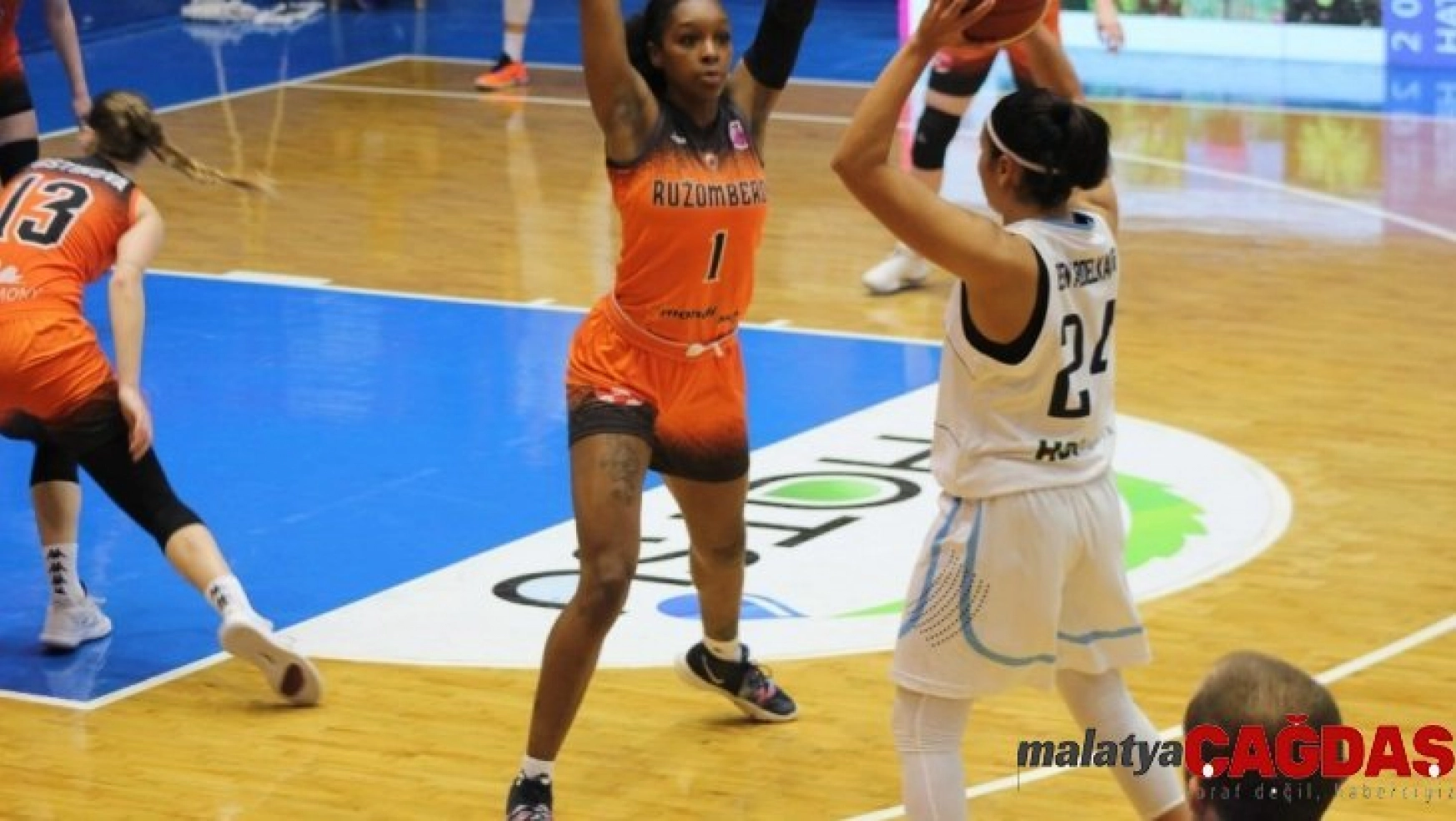 FIBA Kadınlar Avrupa Kupası: Hatay Büyükşehir Belediyespor: 80 - Ruzomberok: 79
