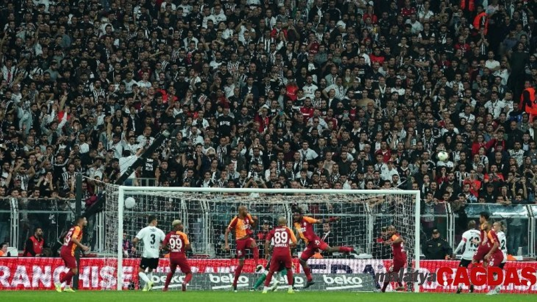 Galatasaray bu sezonki ikinci yenilgisini aldı