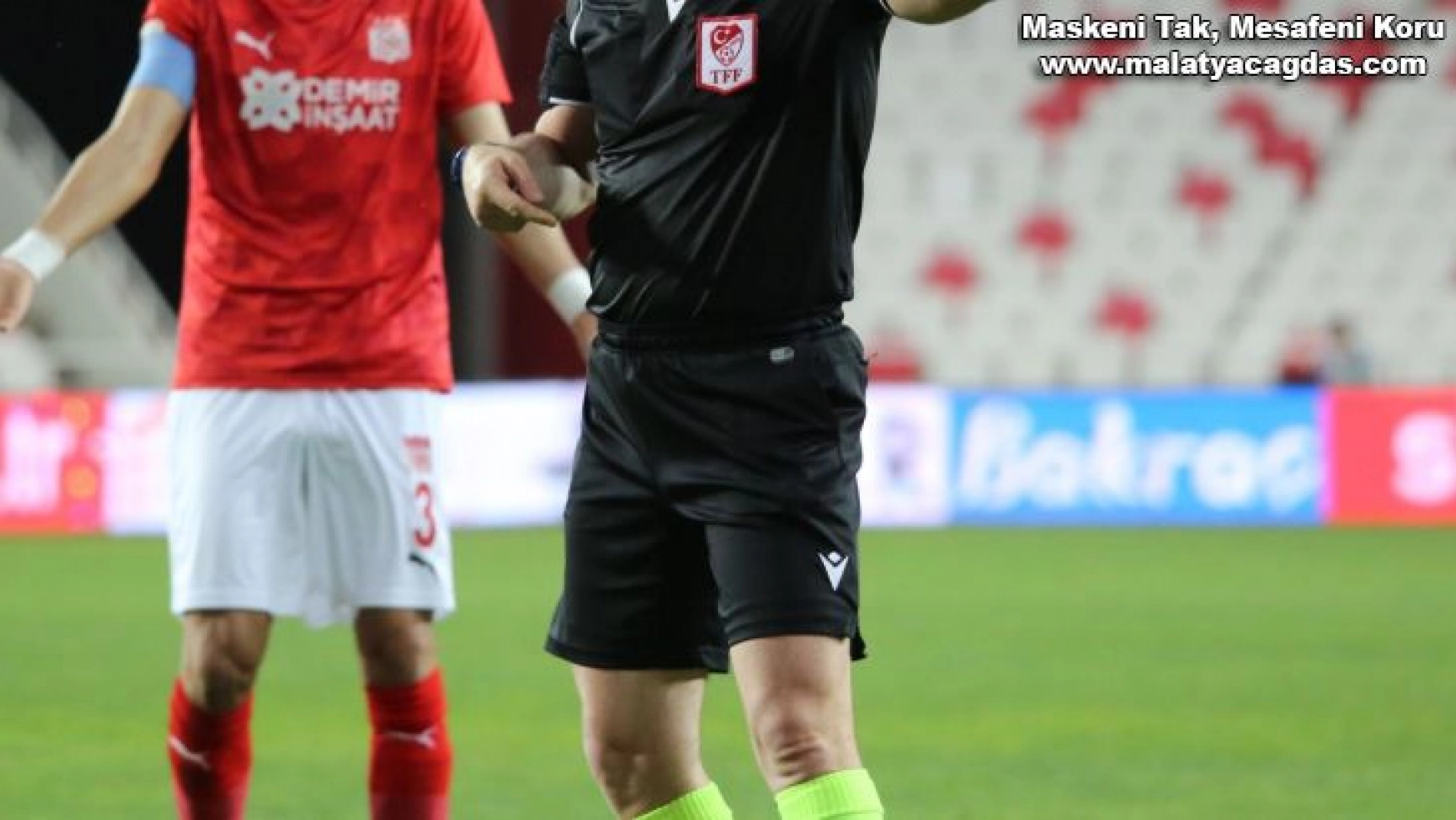 Gaziantep FK - Sivasspor maçının VAR'ı Fırat Aydınus