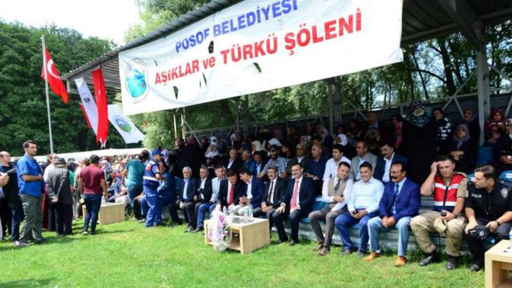 Ardahan'da 'Aşıklar ve Türkü Şöleni'