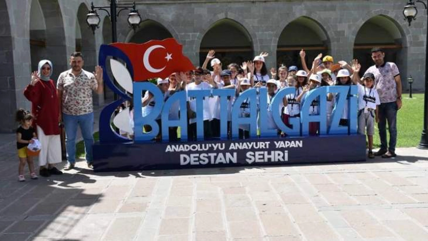 Malatya Kent Konseyi Mardinli Çocukları Malatya'da Misafir Etti