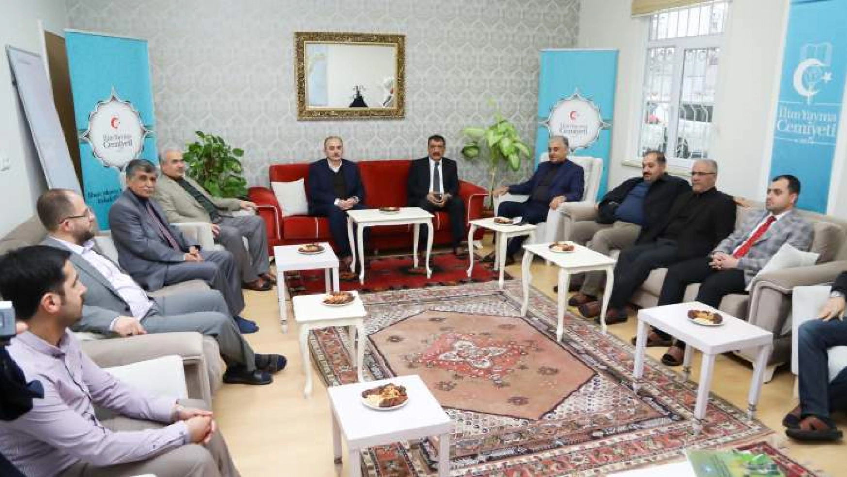 Başkan Gürkan, İlim Yayma Cemiyeti Yönetimi İle Bir araya Geldi