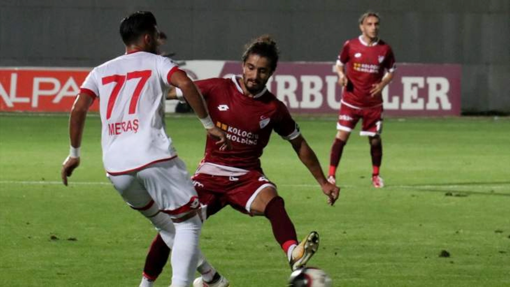 Boluspor, deplasmanda Tetiş Yapı Elazığspor'u 2-1 mağlup etti.