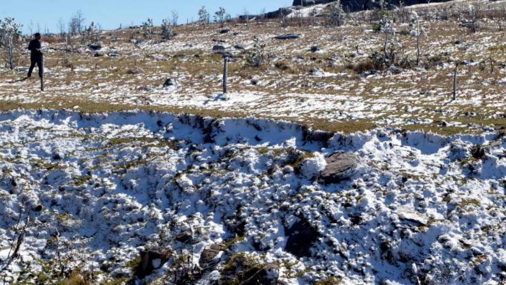 Ardahan'da mevsimin ilk karı yağdı