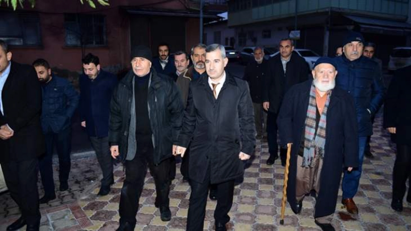 Başkan Çınar, Koyunoğlu Mahalle Sakinlerinin Taleplerini Dinledi