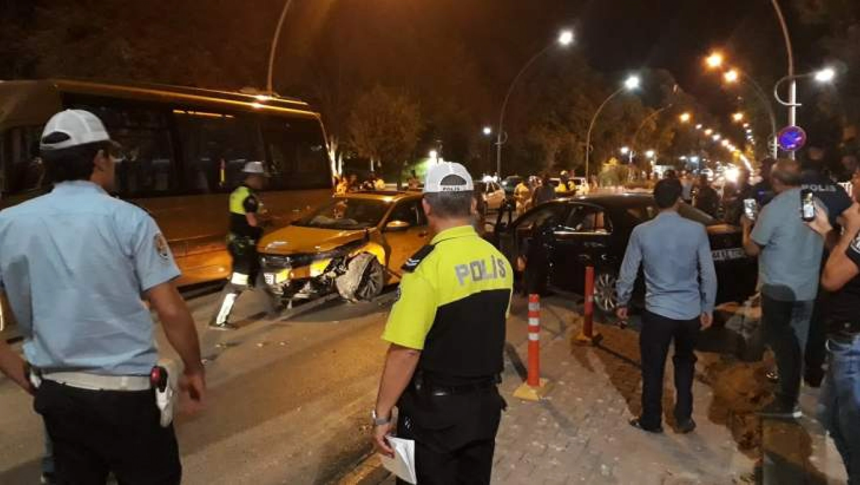 Malatya'da zincirleme trafik kazası: 2 yaralı