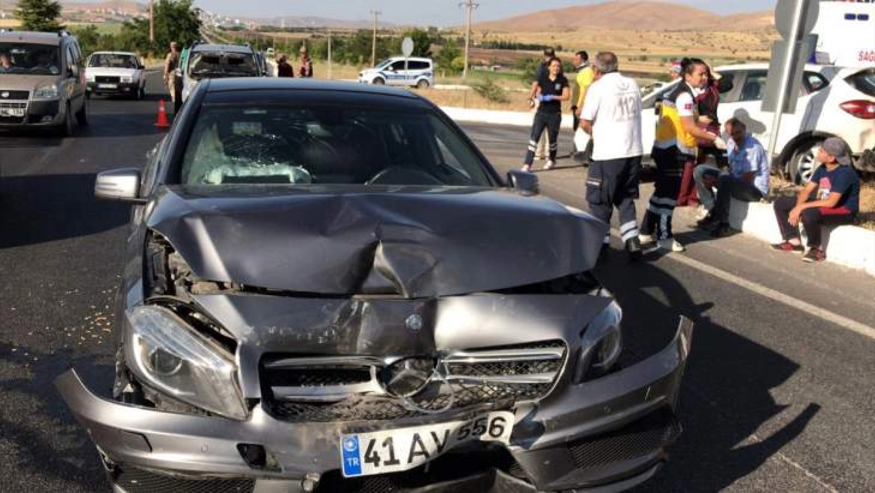 Elazığ'da trafik kazası: 10 yaralı
