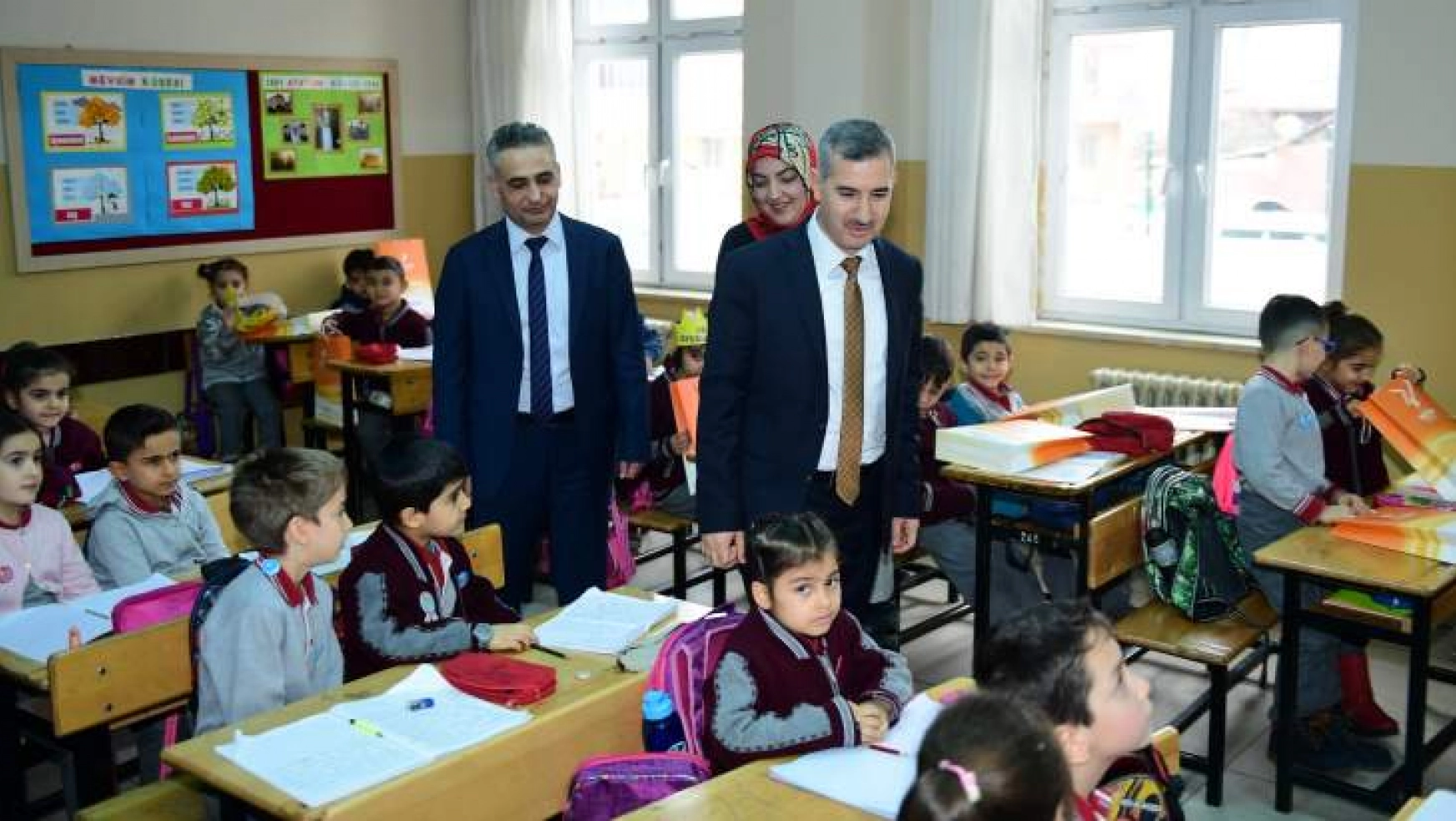 Başkan Çınar, Kendisine Mektup Yazan Öğrenciyi Ziyaret Etti
