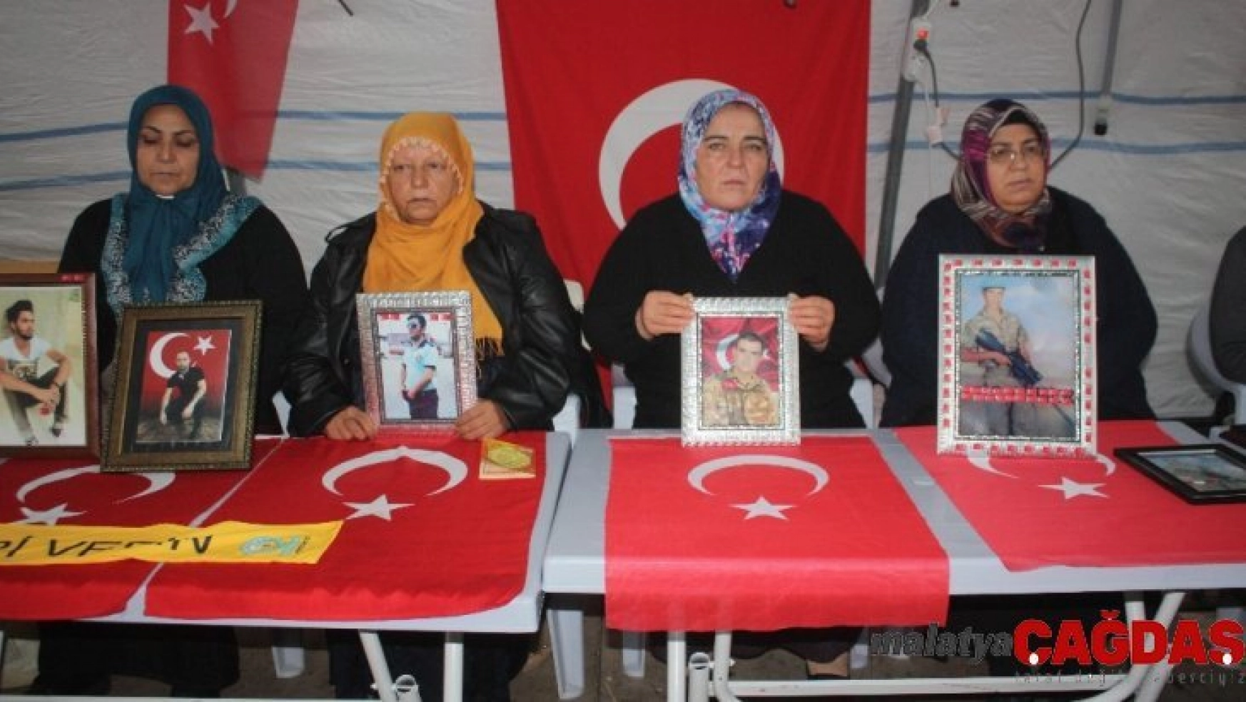 HDP önündeki ailelerin evlat nöbeti 104'üncü gününde