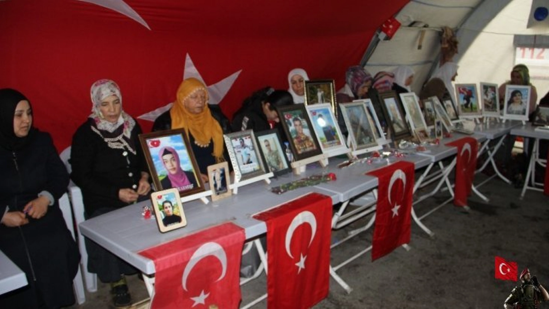 HDP önündeki ailelerin evlat nöbeti 181'inci gününde