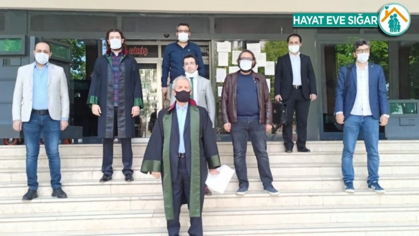 Hukukçulardan Ankara Barosu'na suç duyurusu