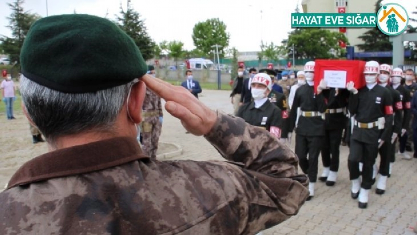 İdlib şehidi Teğmen Tatar, memleketi Elazığ'da son yolculuğuna uğurlandı