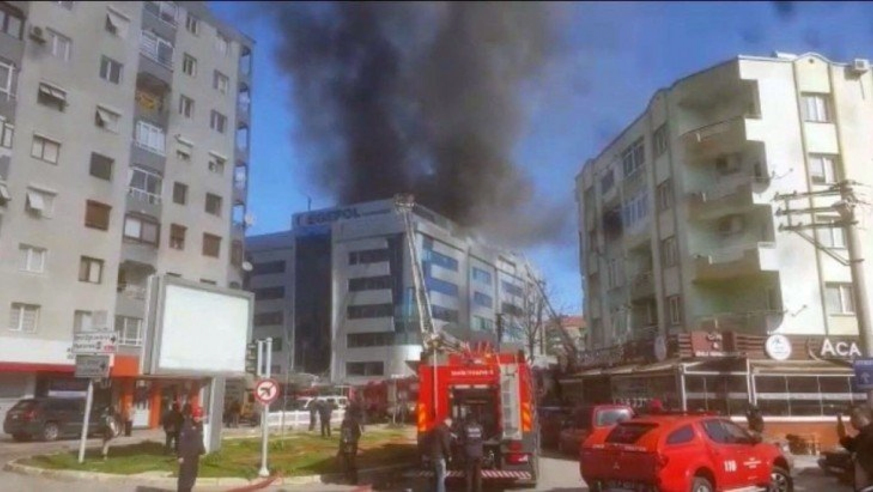 İzmir'de hastane yangını
